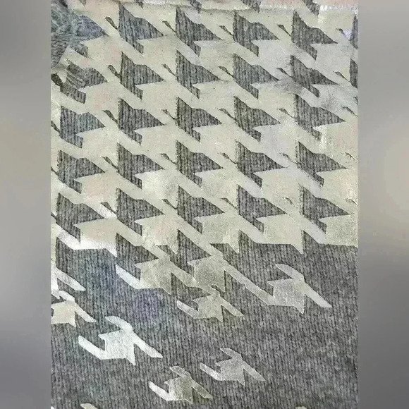 LORD & TAYLOR 424 5TH wool grey sweater with silver houndstooth. Size XL - Picture 3 of 6